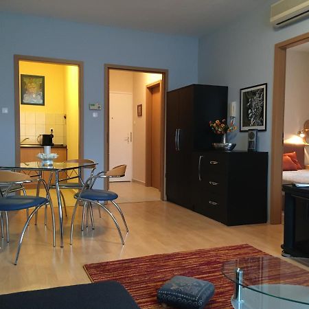 Római Apartmanház Apartment Heviz Bagian luar foto
