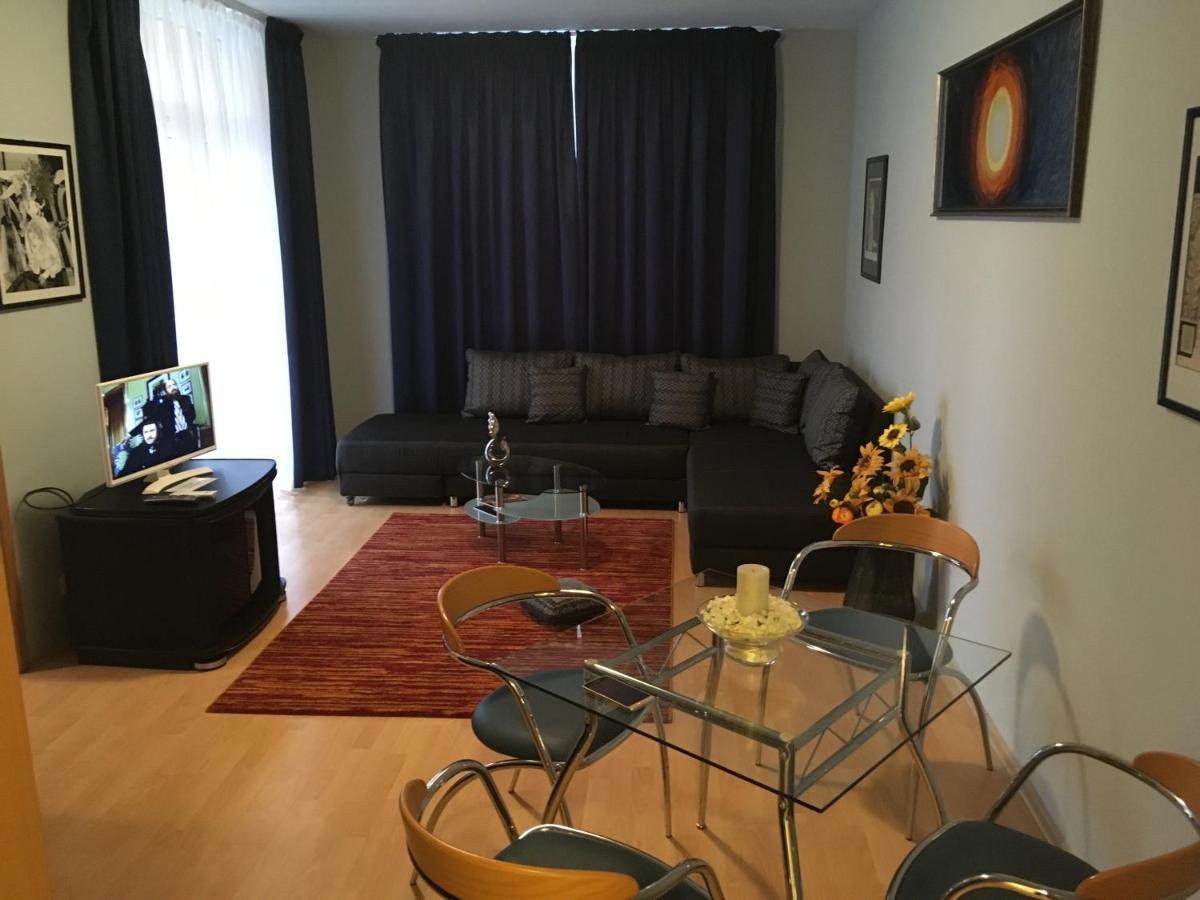 Római Apartmanház Apartment Heviz Bagian luar foto